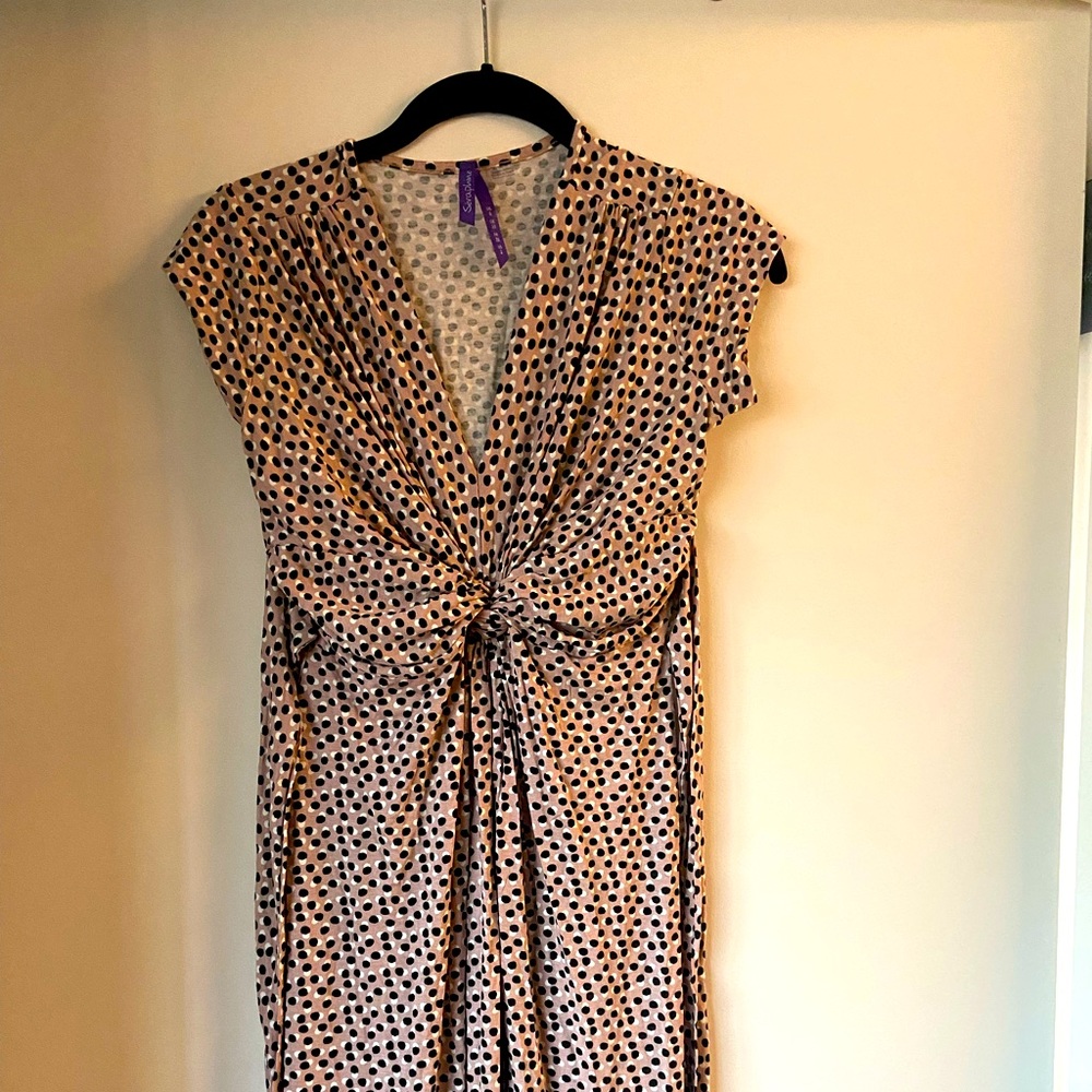 Seraphine maternity dress patterned with sash